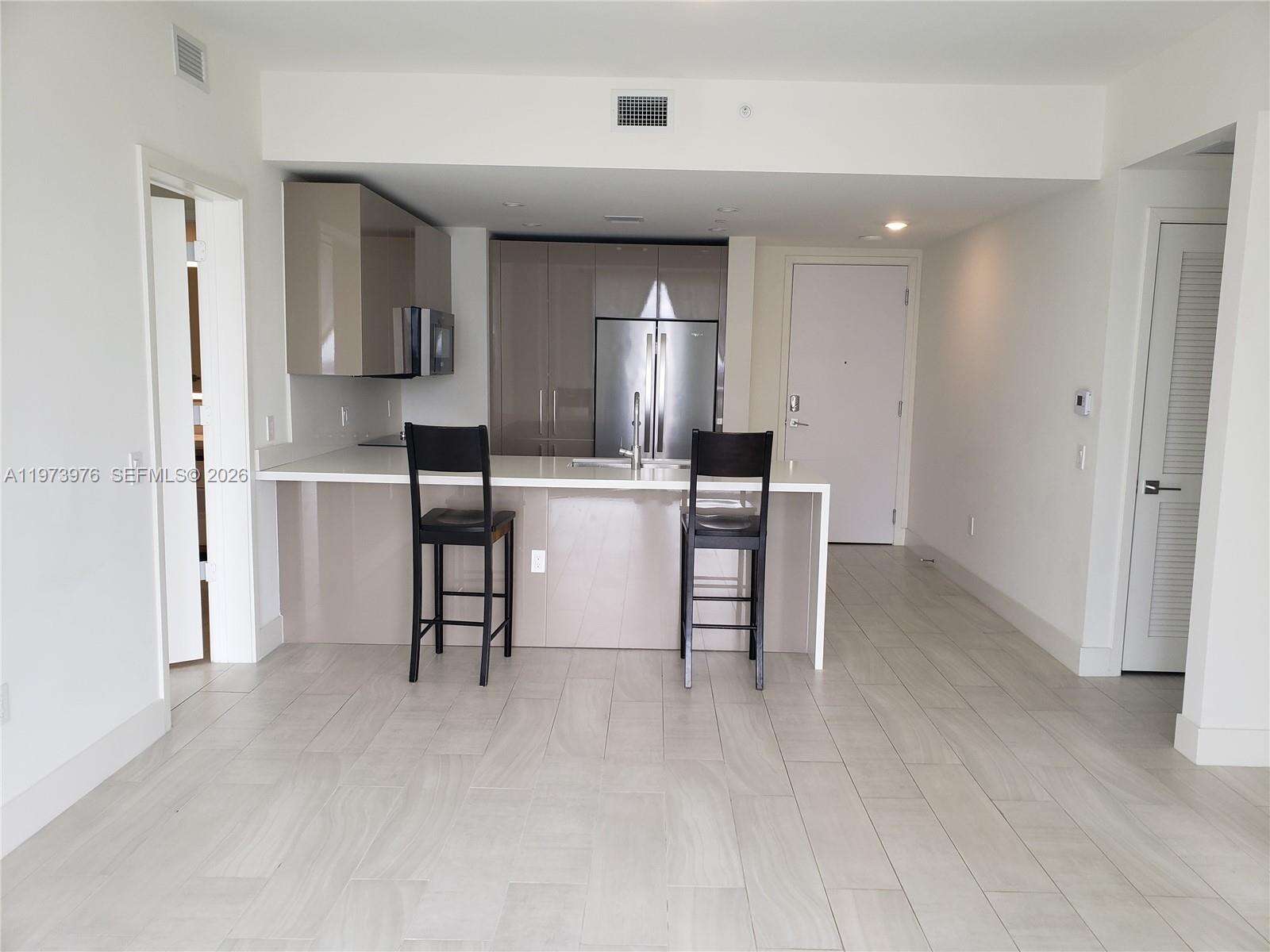Metropica North Tower One | Unit #1607 Unit #1607 | Picture 5