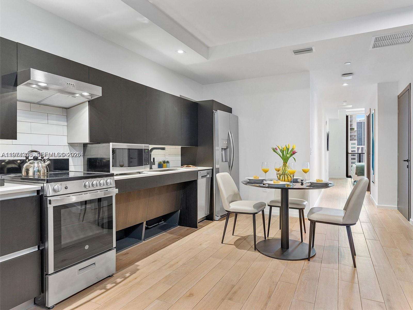 398 Ne 5th Street | Unit #1915 Unit #1915 | Picture 5