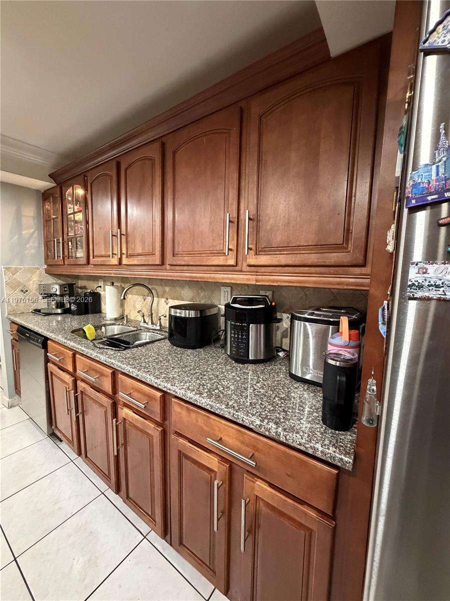 Midway Village Condo Ph I | Unit #8408 Unit #8408 | Picture 16