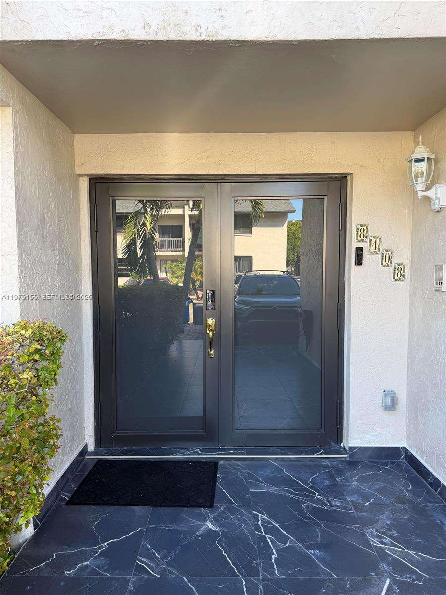 Midway Village Condo Ph I | Unit #8408 Unit #8408 | Picture 4