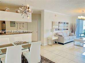 Porto Bellagio | Unit #1902 Unit #1902 | Picture 4