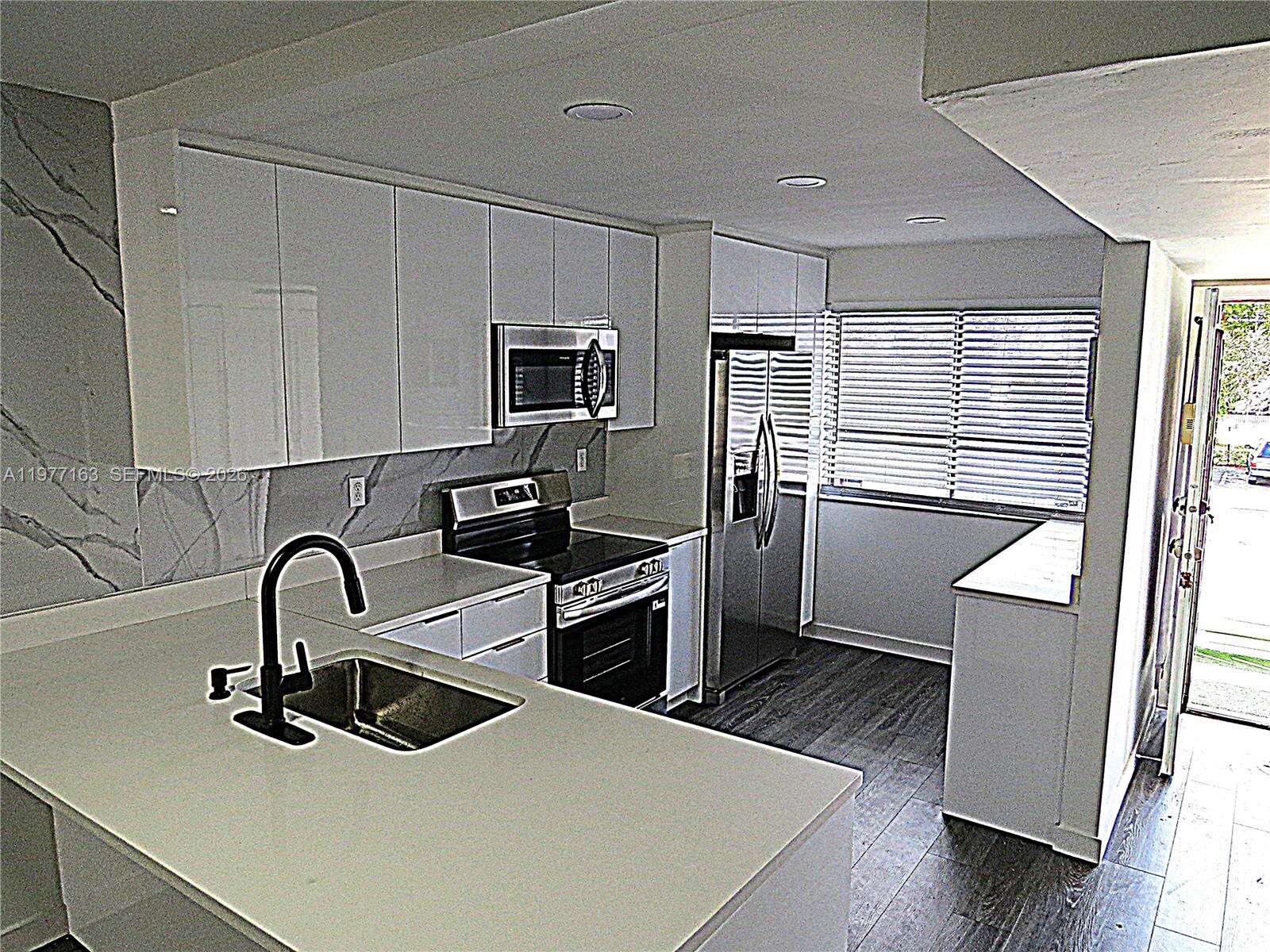 Las Vistas B In Inverrary | Unit #203 Unit #203 | Picture 1
