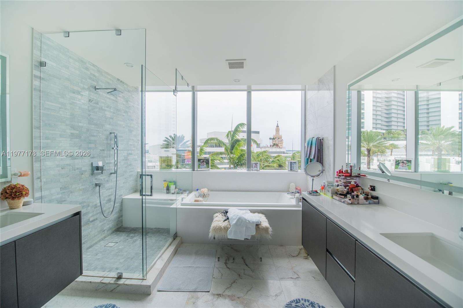 Paramount Miami Worldcenter | Unit #811 Unit #811 | Picture 15