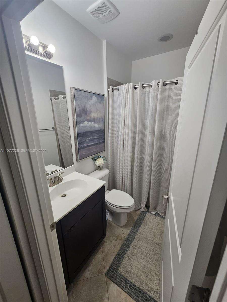 Oakland Sawgrass Expressway | Unit #3390 Unit #3390 | Picture 16