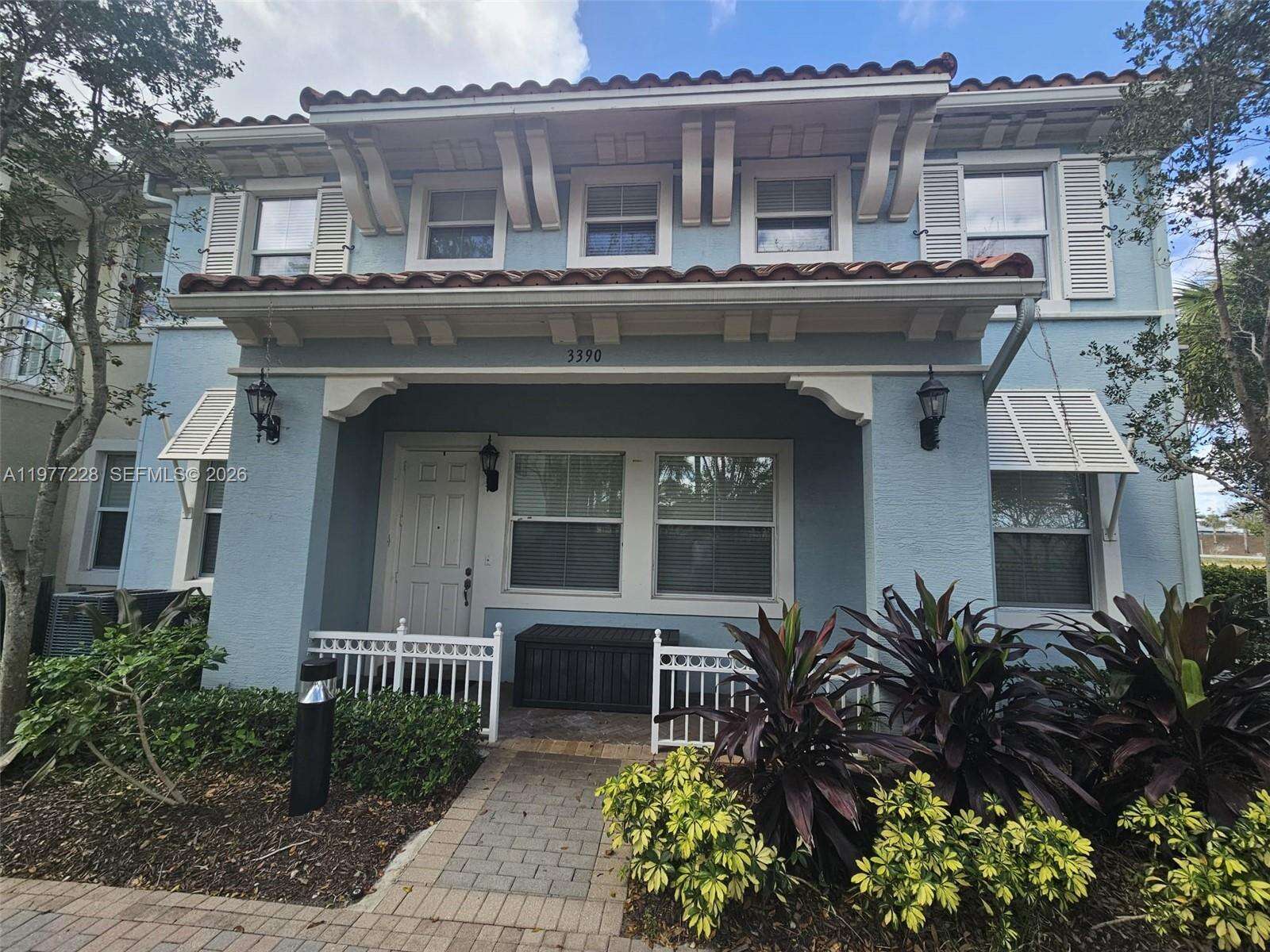 Oakland Sawgrass Expressway | Unit #3390 Unit #3390 | Picture 3