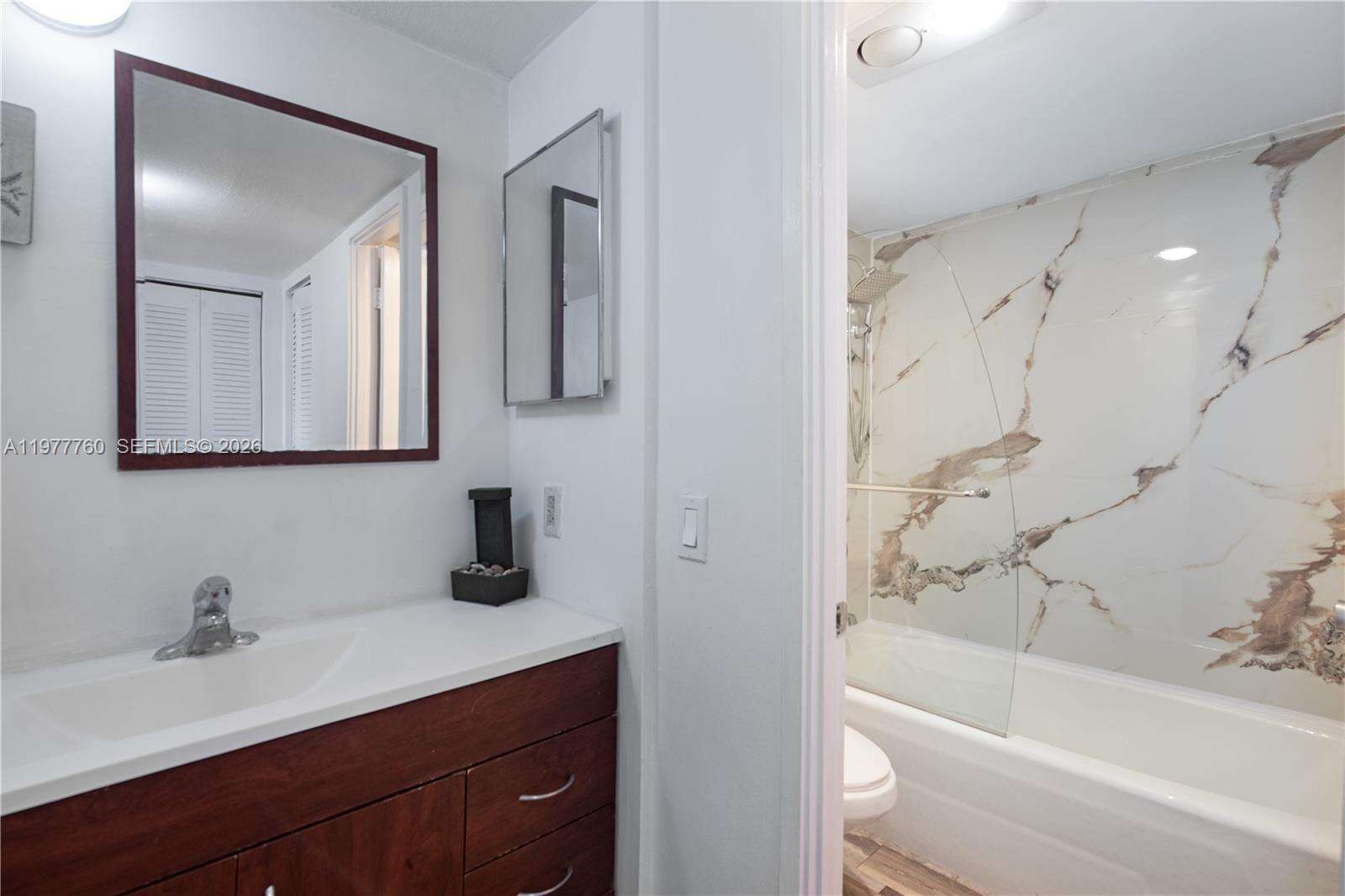 Flamenco Condo Tower Ii | Unit #229 Unit #229 | Picture 27