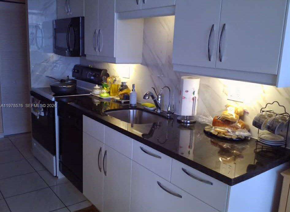 Winston Towers 300 | Unit #1120 Unit #1120 | Picture 8