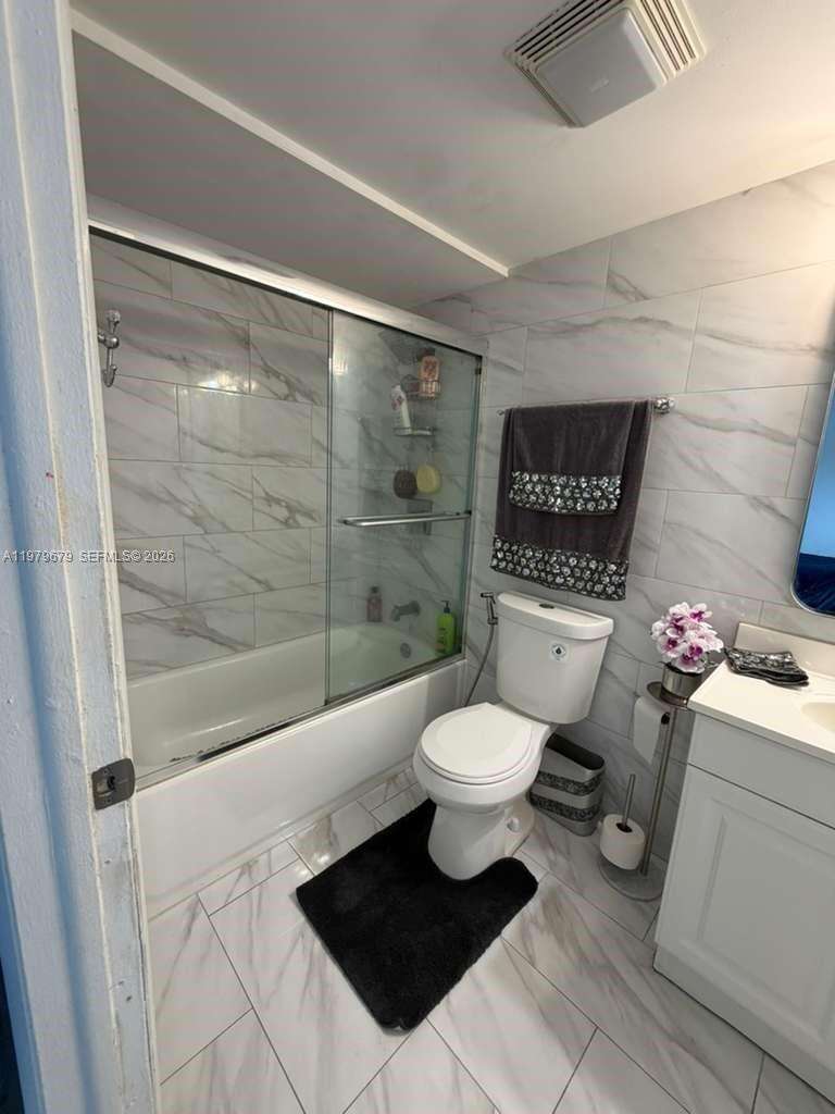 Bay Tree Patio Homes | Unit #17C Unit #17C | Picture 21