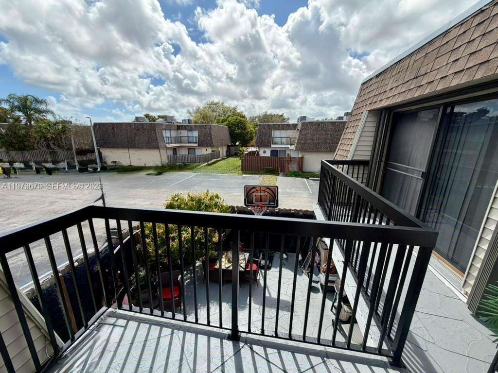 Bay Tree Patio Homes | Unit #17C Unit #17C | Picture 4
