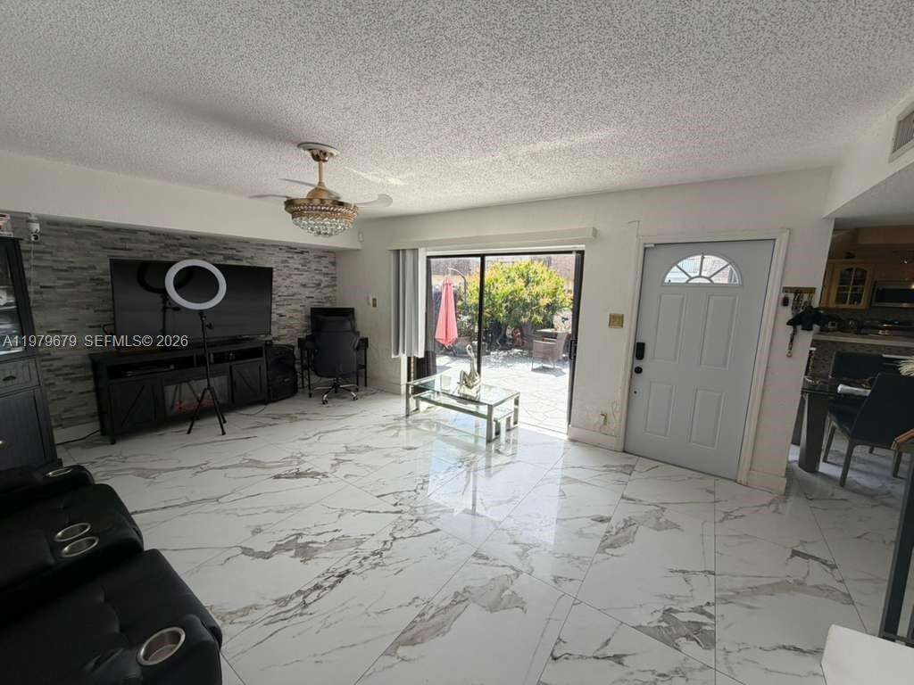 Bay Tree Patio Homes | Unit #17C Unit #17C | Picture 5