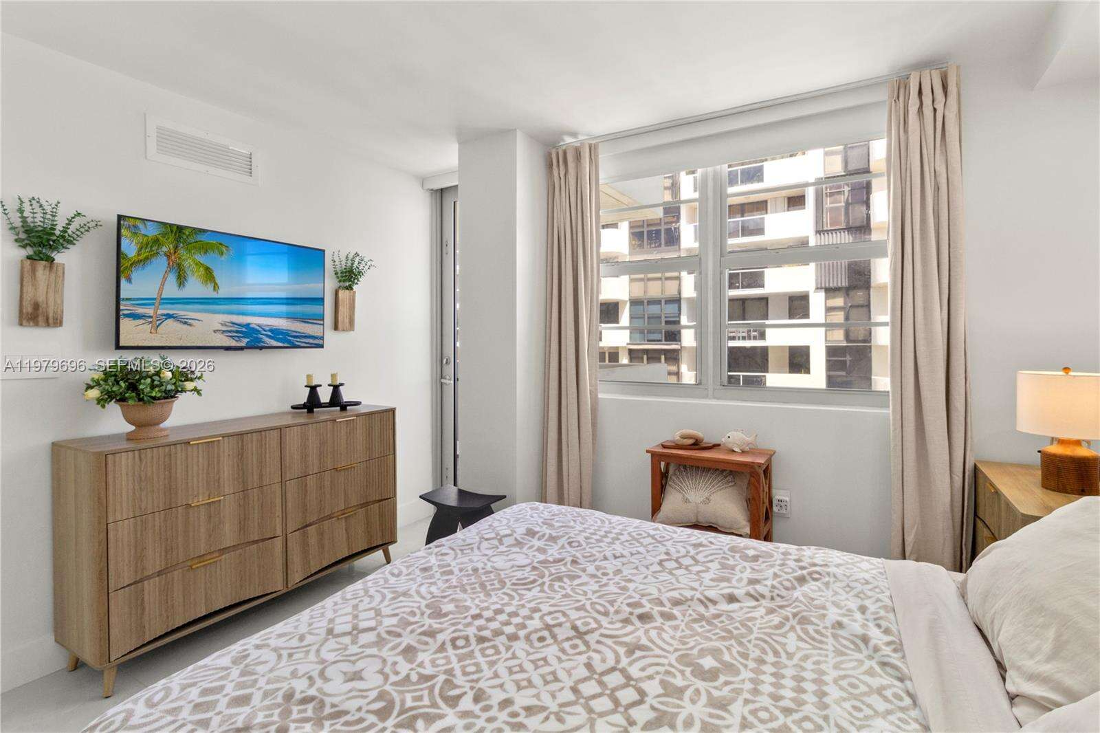 Arlen Beach | Unit #1619 Unit #1619 | Picture 23