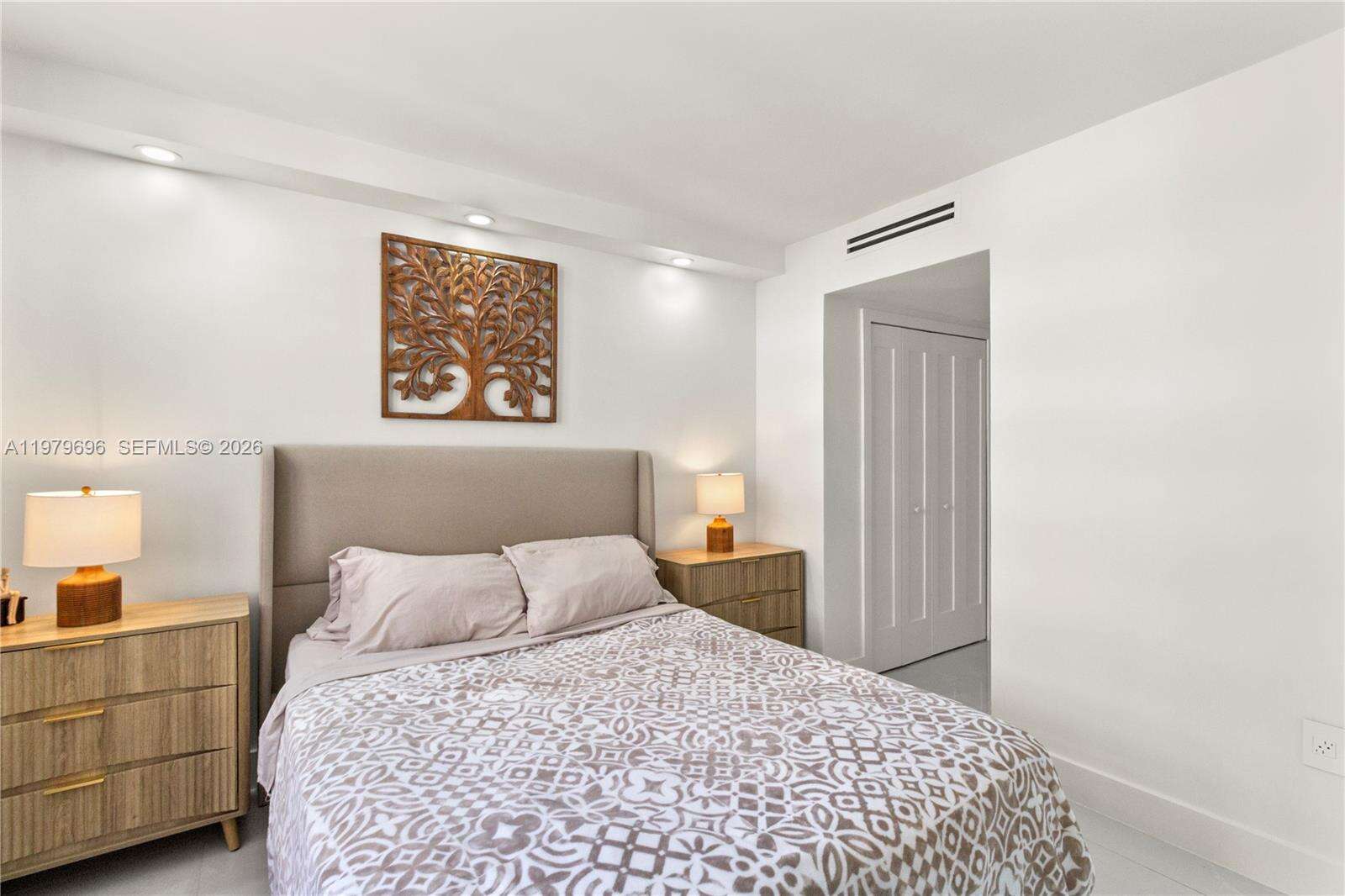 Arlen Beach | Unit #1619 Unit #1619 | Picture 25
