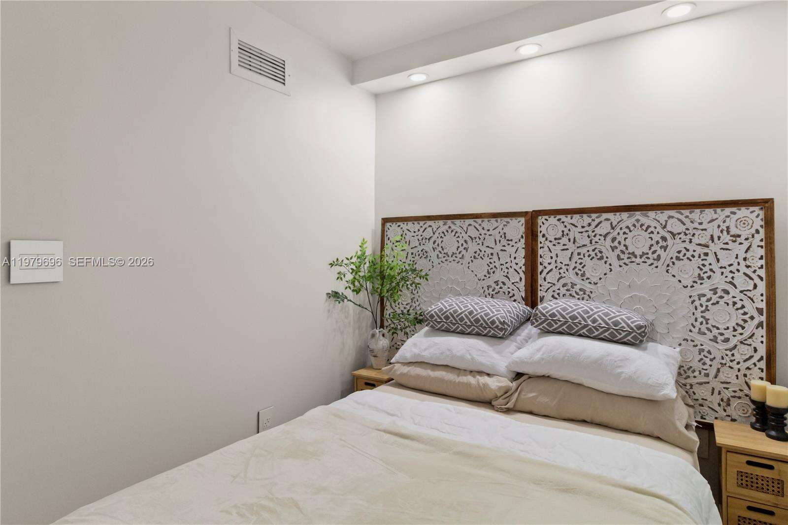 Arlen Beach | Unit #1619 Unit #1619 | Picture 27