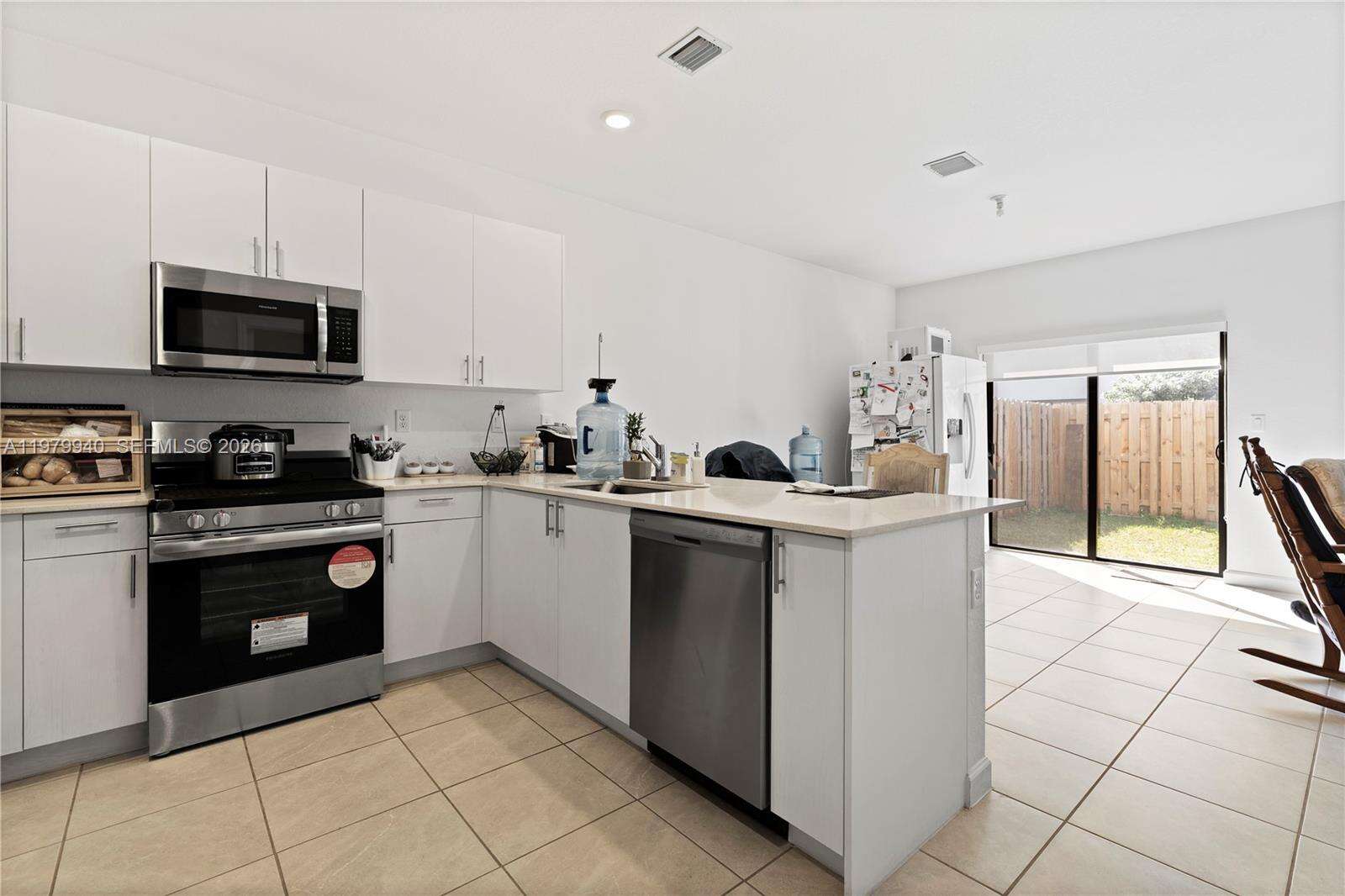 Kendall Assemblage North | N/A N/A | Picture 9