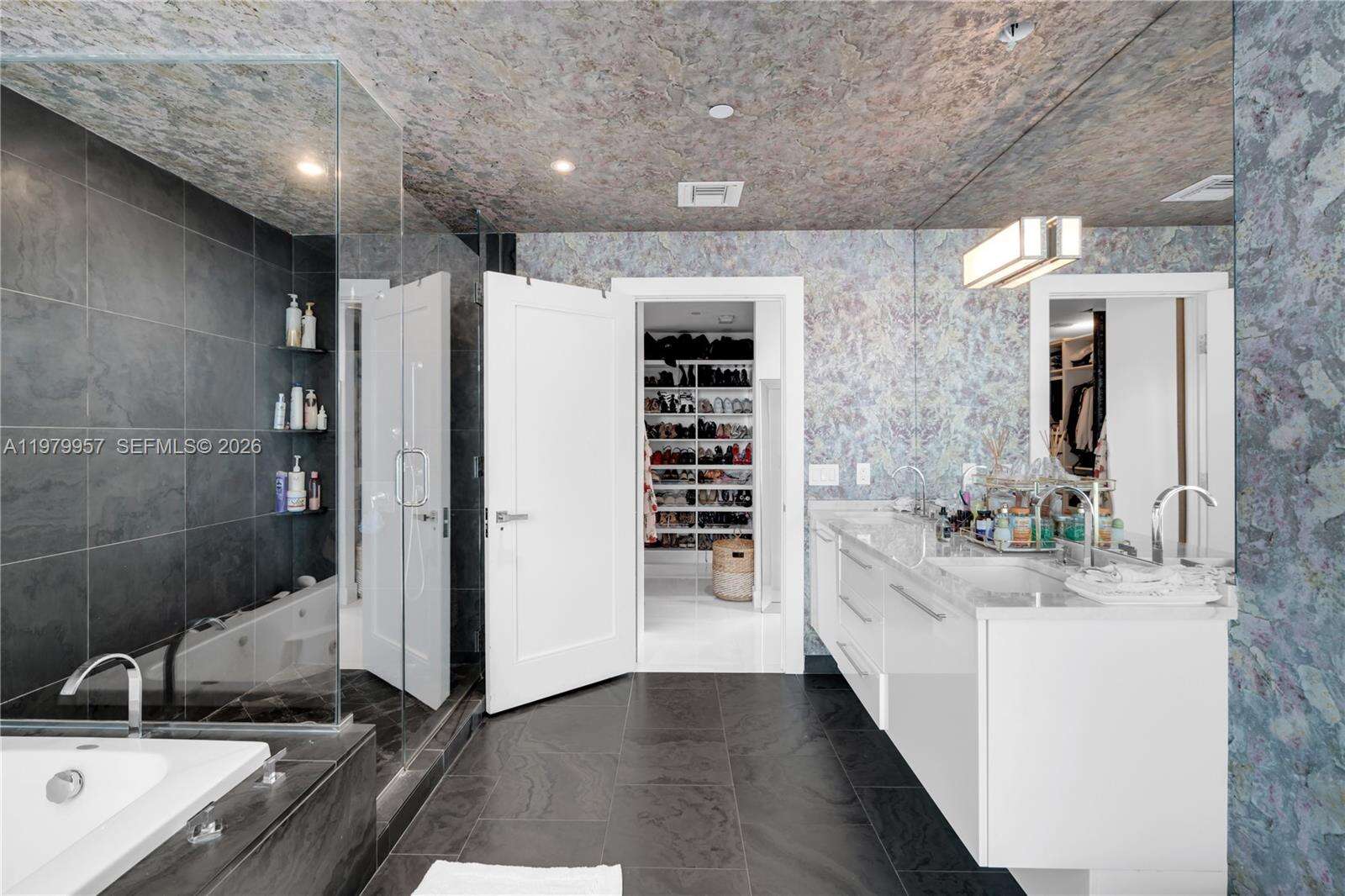 900 Biscayne Bay | Unit #PH6109 Unit #PH6109 | Picture 25