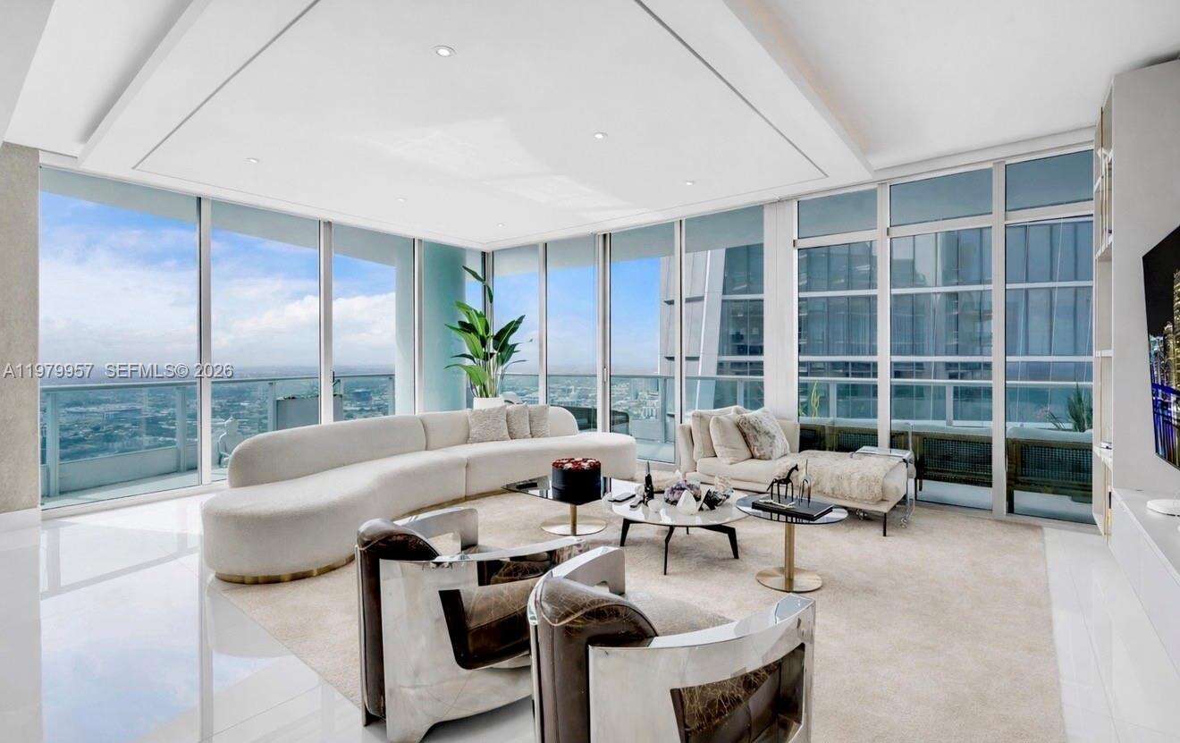 900 Biscayne Bay | Unit #PH6109 Unit #PH6109 | Picture 4
