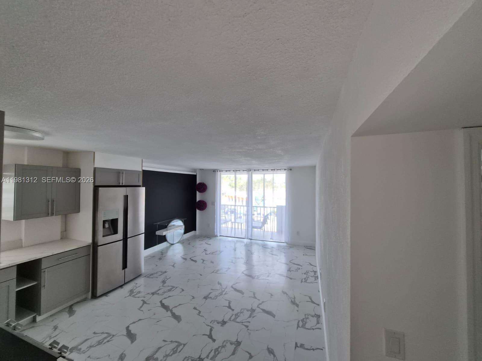 Three Seasons Condo Bldg No 3 | Unit #304 Unit #304 | Picture 2