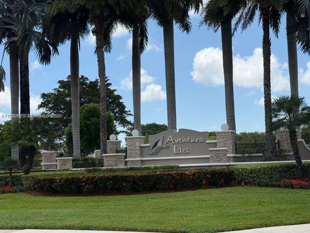 Champion Lakes | N/A N/A | Picture 1