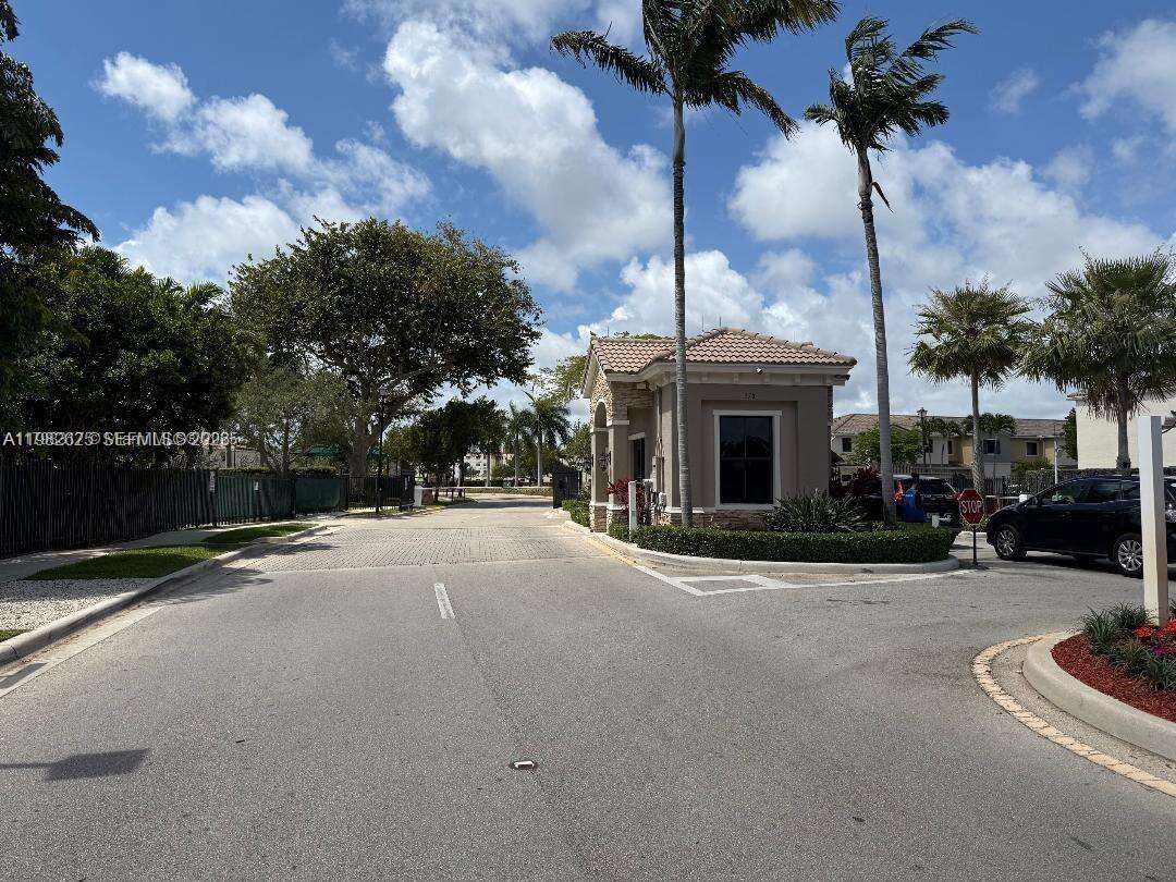 Champion Lakes | N/A N/A | Picture 2