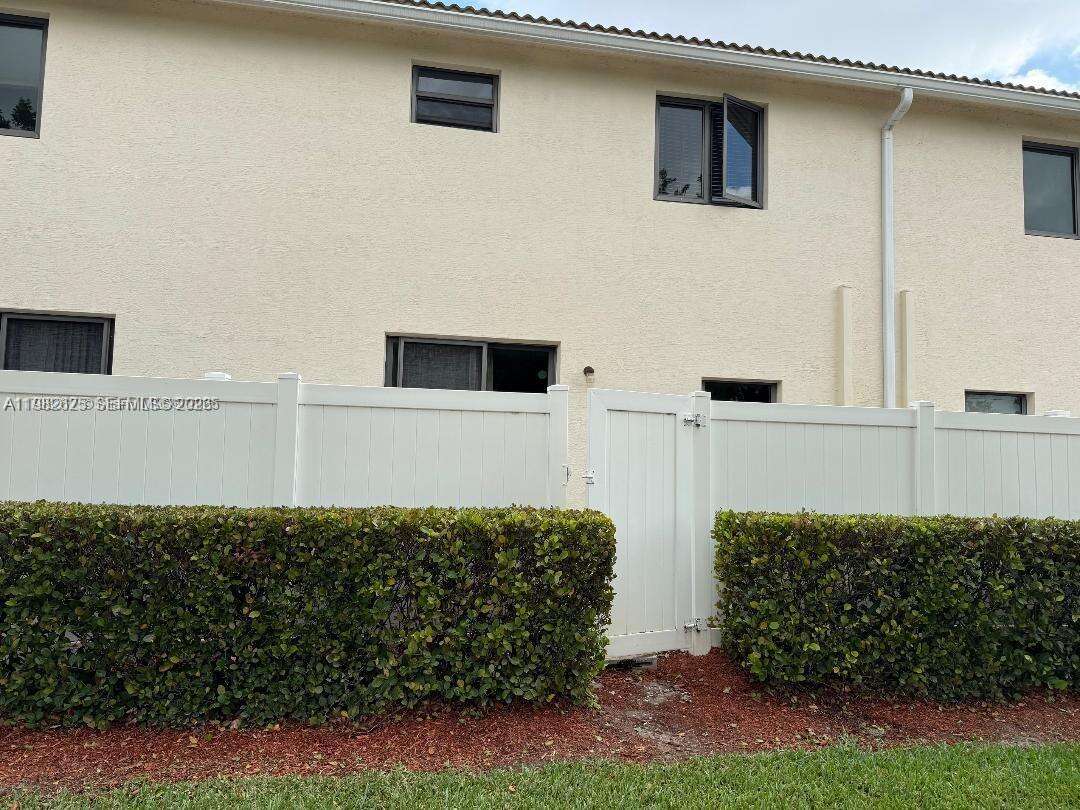 Champion Lakes | N/A N/A | Picture 5