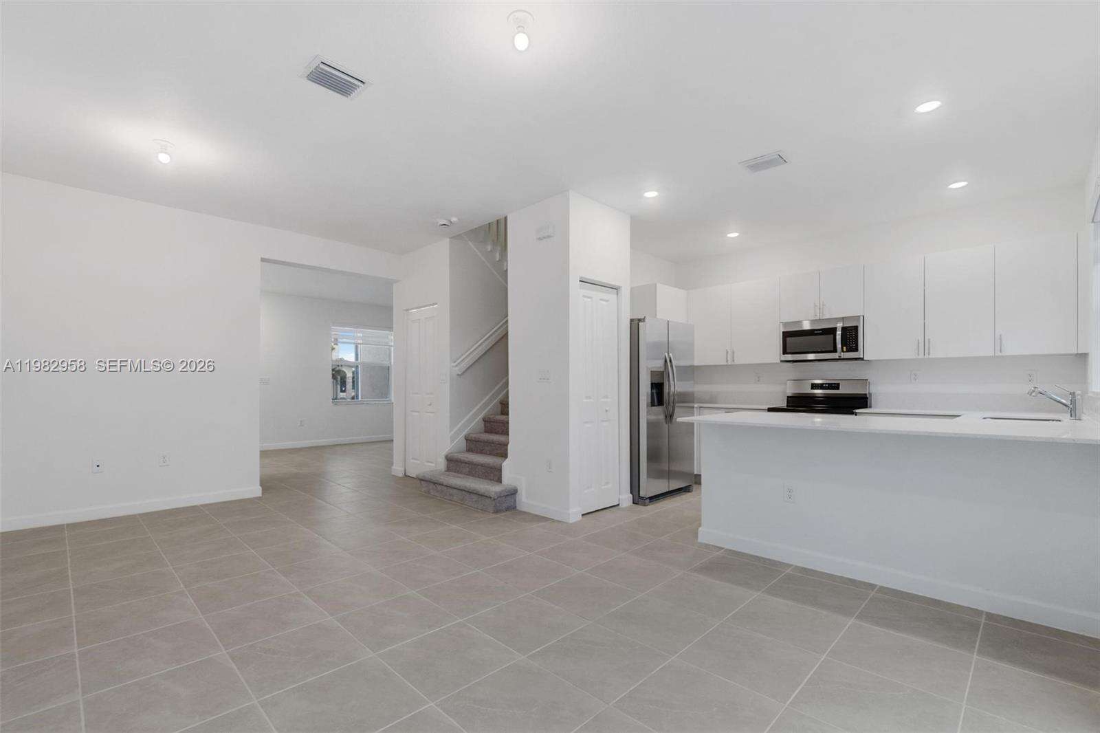 Stein Assemblage | N/A N/A | Picture 3