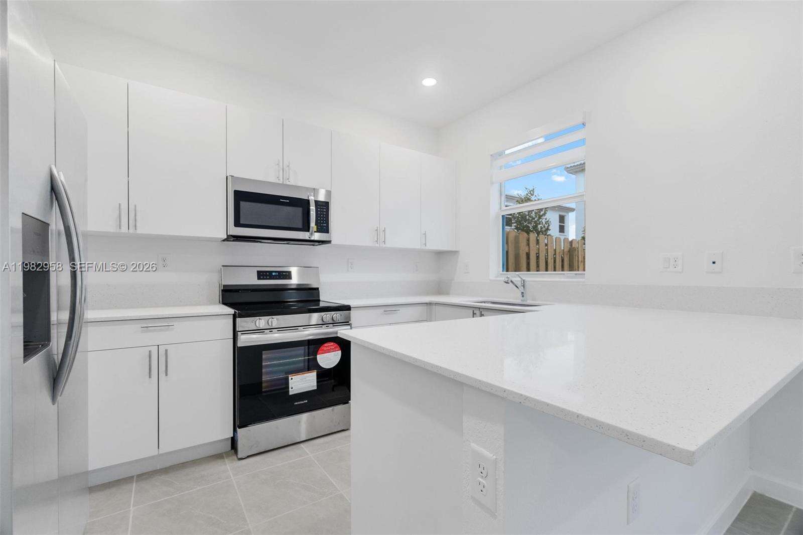 Stein Assemblage | N/A N/A | Picture 4