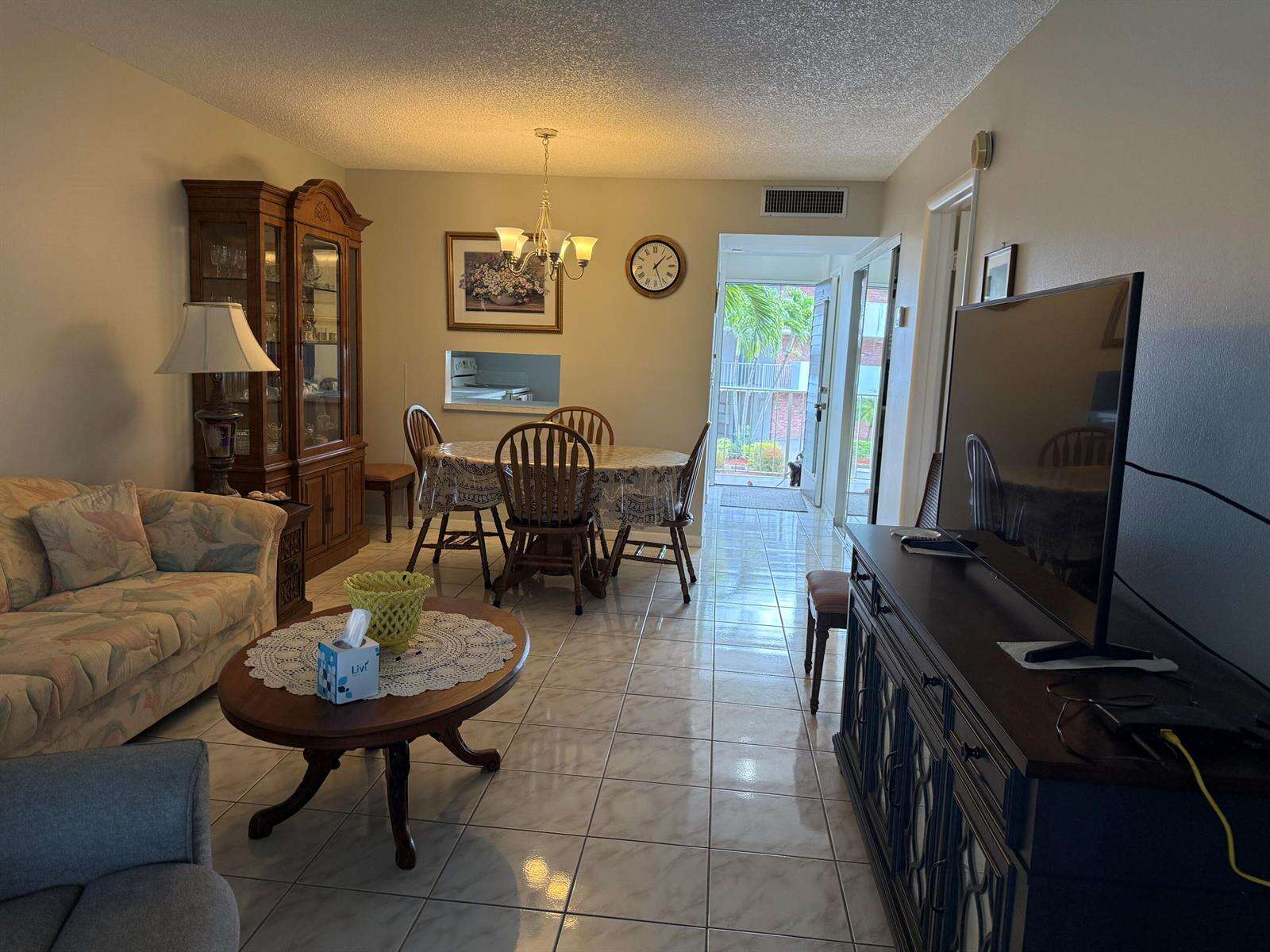 Lauderdale Oaks Condo Xii | Unit #204 Unit #204 | Picture 4