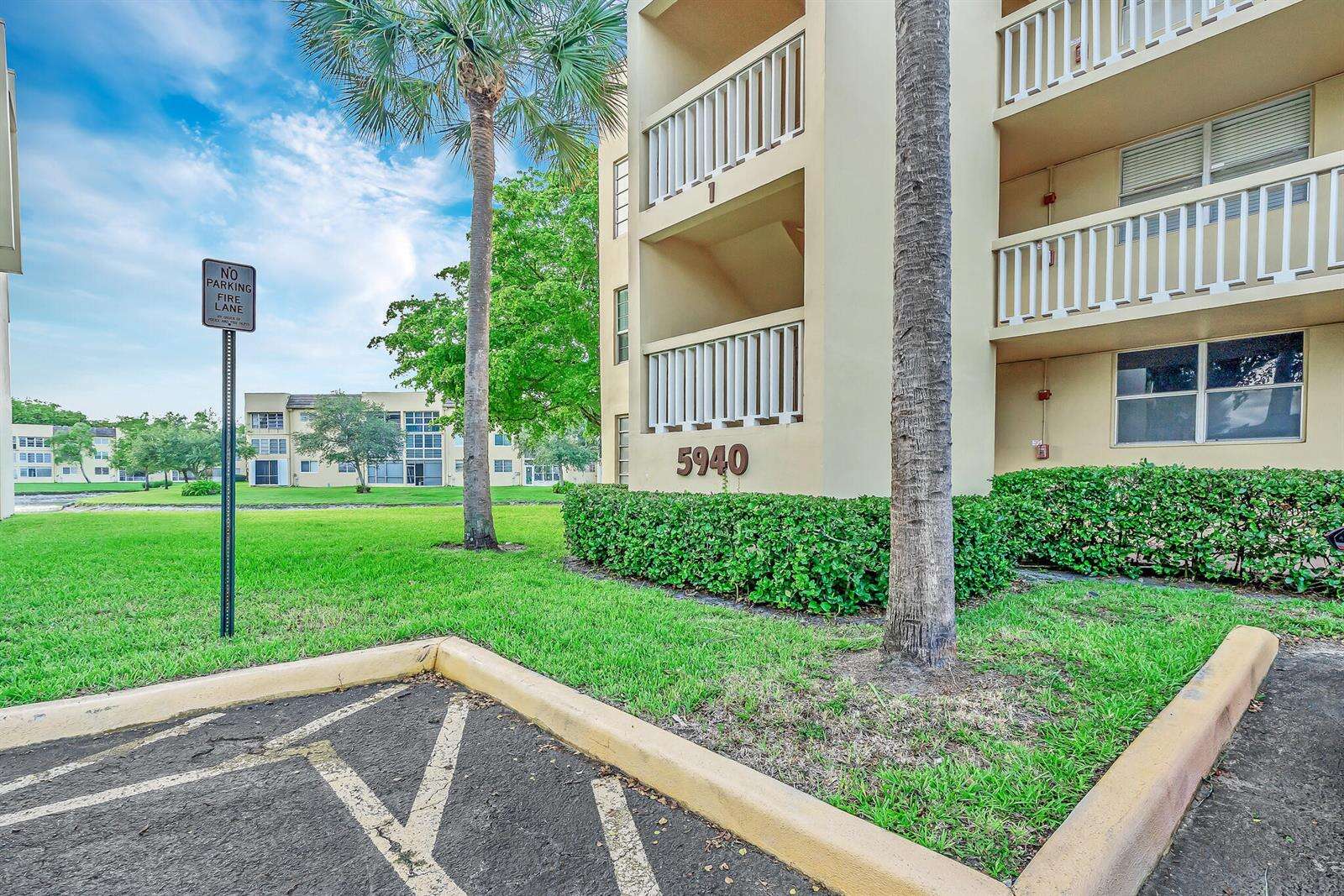 Bermuda Club One | Unit #Unit-101 Unit #Unit-101 | Picture 32