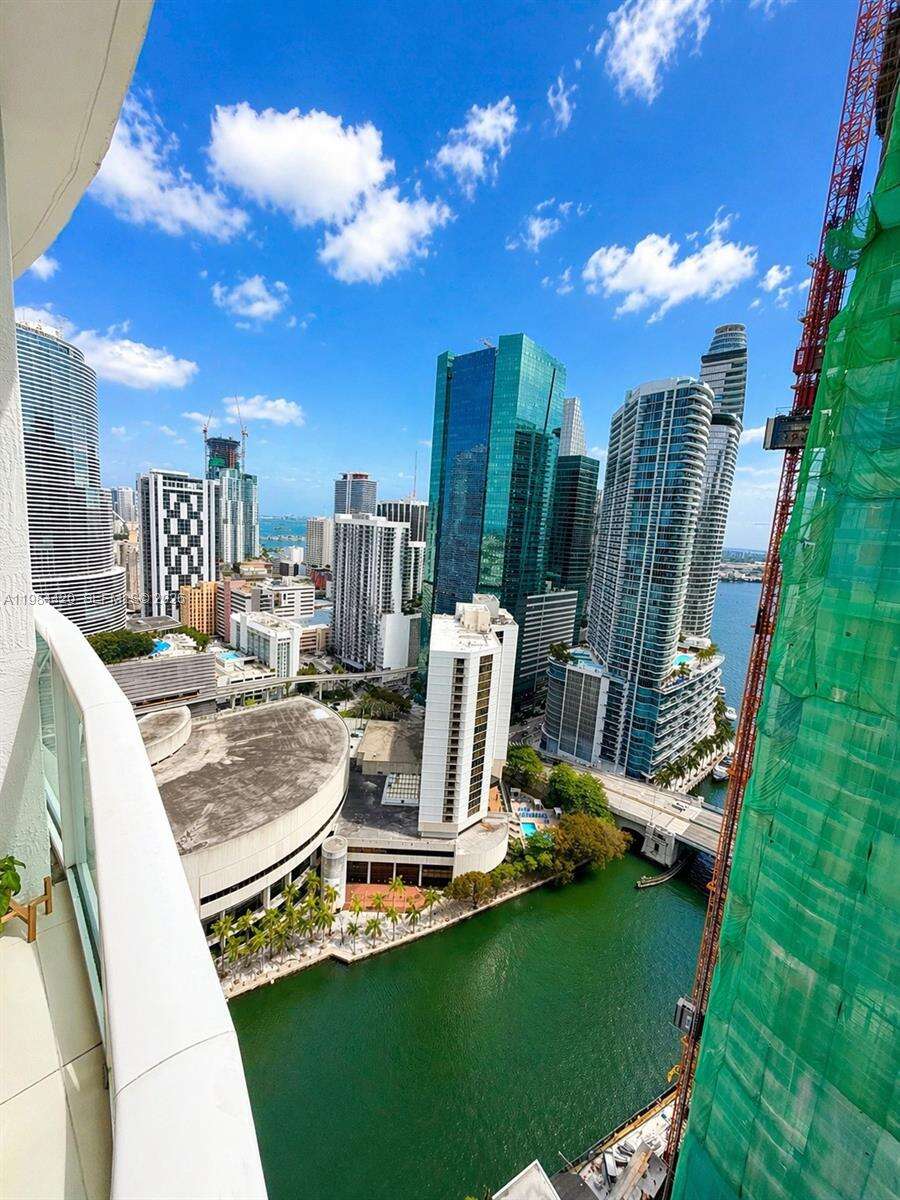 Brickell On The River N Twr | Unit #3916 Unit #3916 | Picture 12