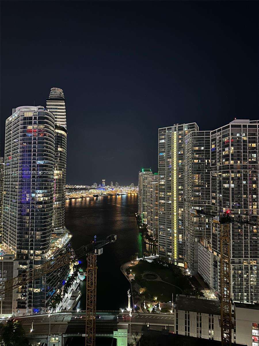 Brickell On The River N Twr | Unit #3916 Unit #3916 | Picture 47
