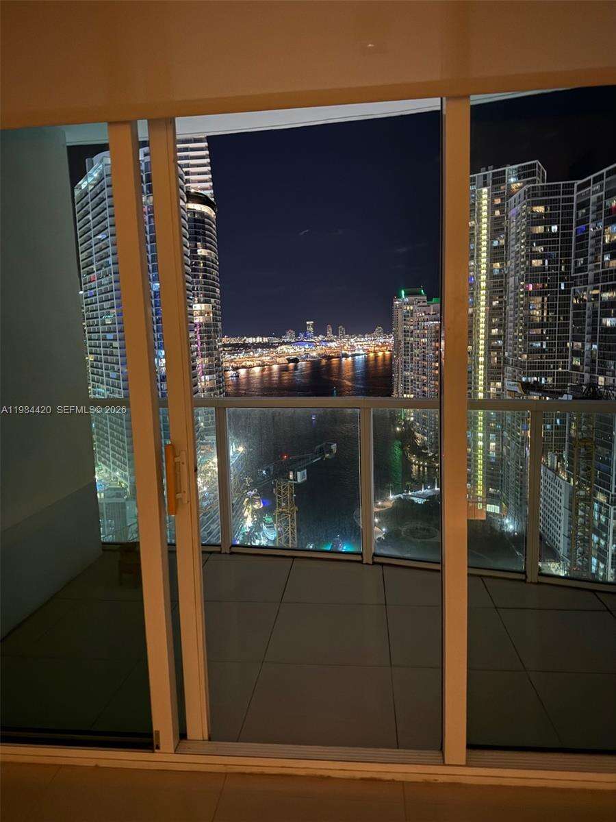 Brickell On The River N Twr | Unit #3916 Unit #3916 | Picture 50