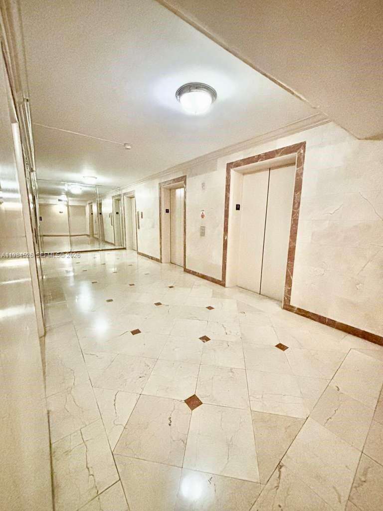 The Decoplage | Unit #825 Unit #825 | Picture 13