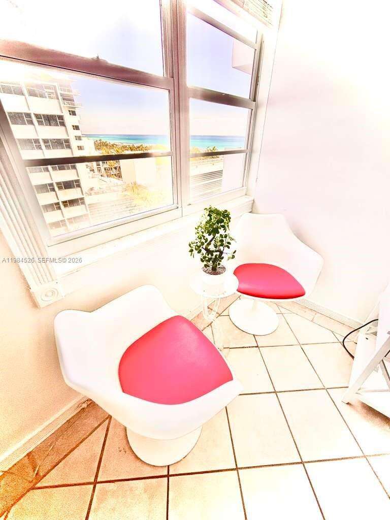 The Decoplage | Unit #825 Unit #825 | Picture 3