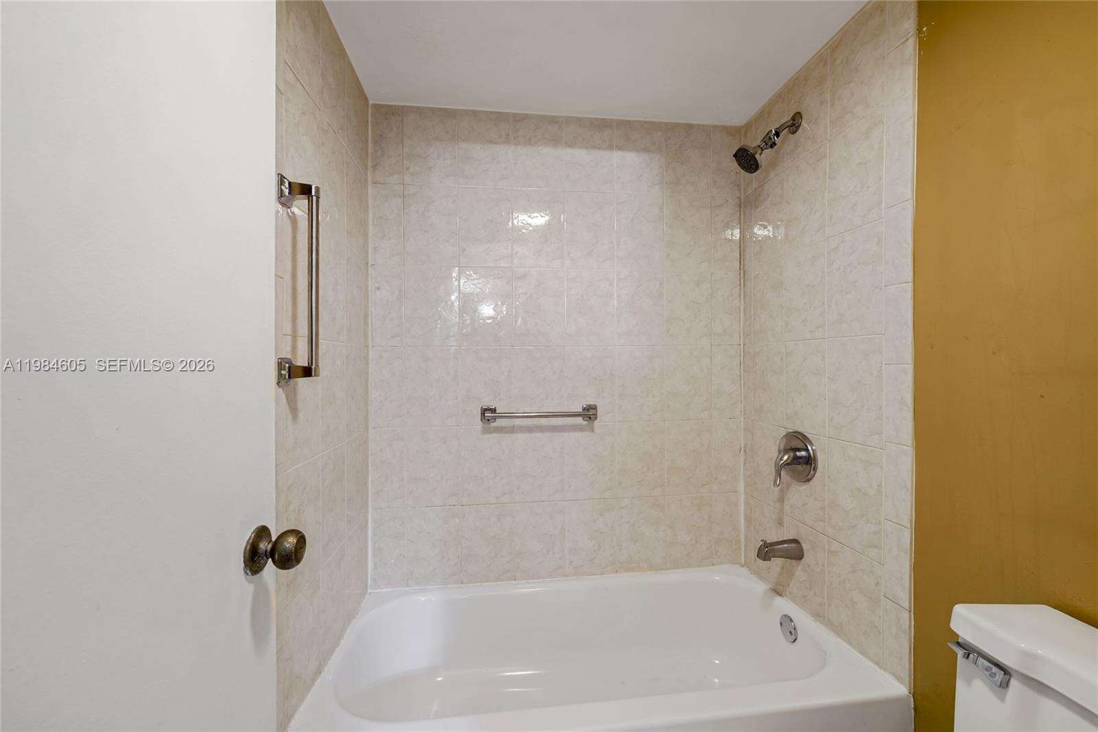 Lime Bay Condominium | Unit #209 Unit #209 | Picture 14