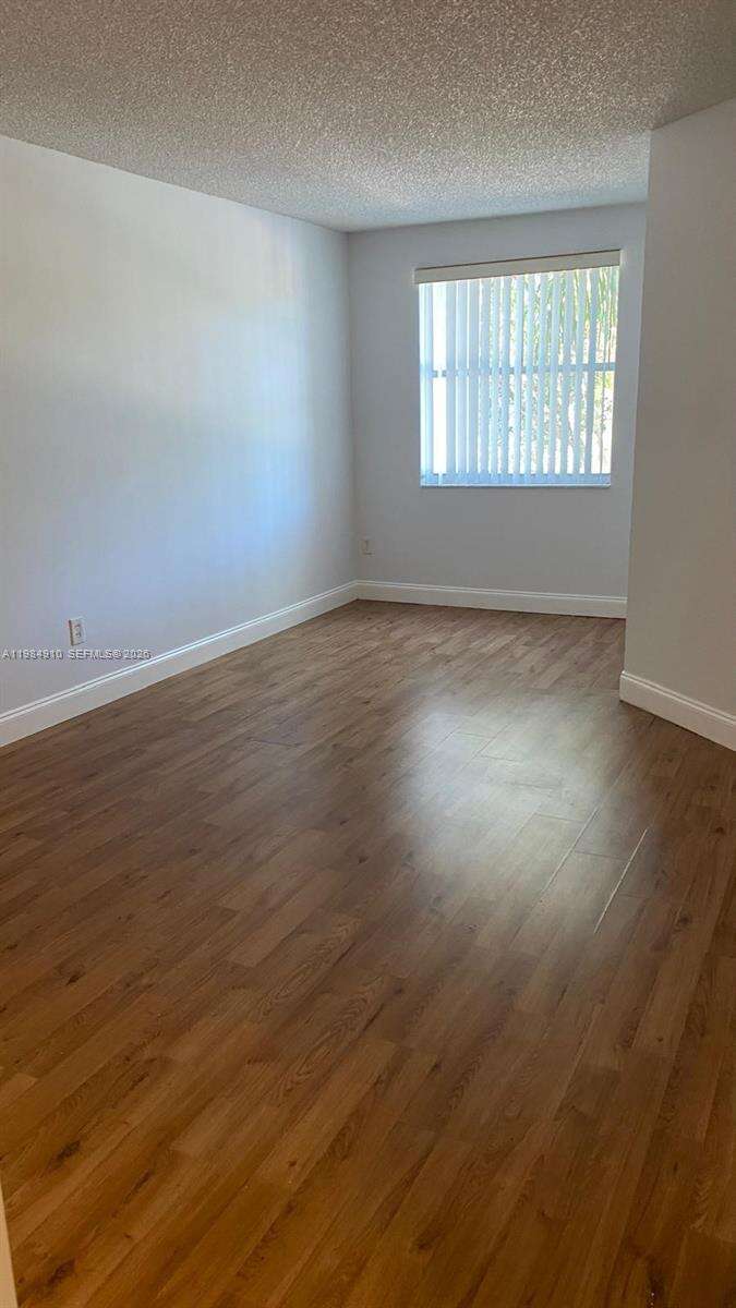 La Via | Unit #2-201 Unit #2-201 | Picture 11