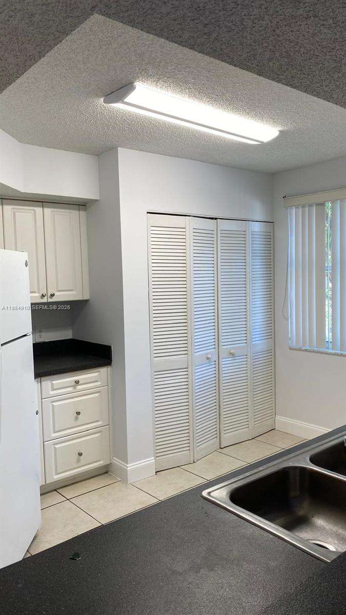La Via | Unit #2-201 Unit #2-201 | Picture 9