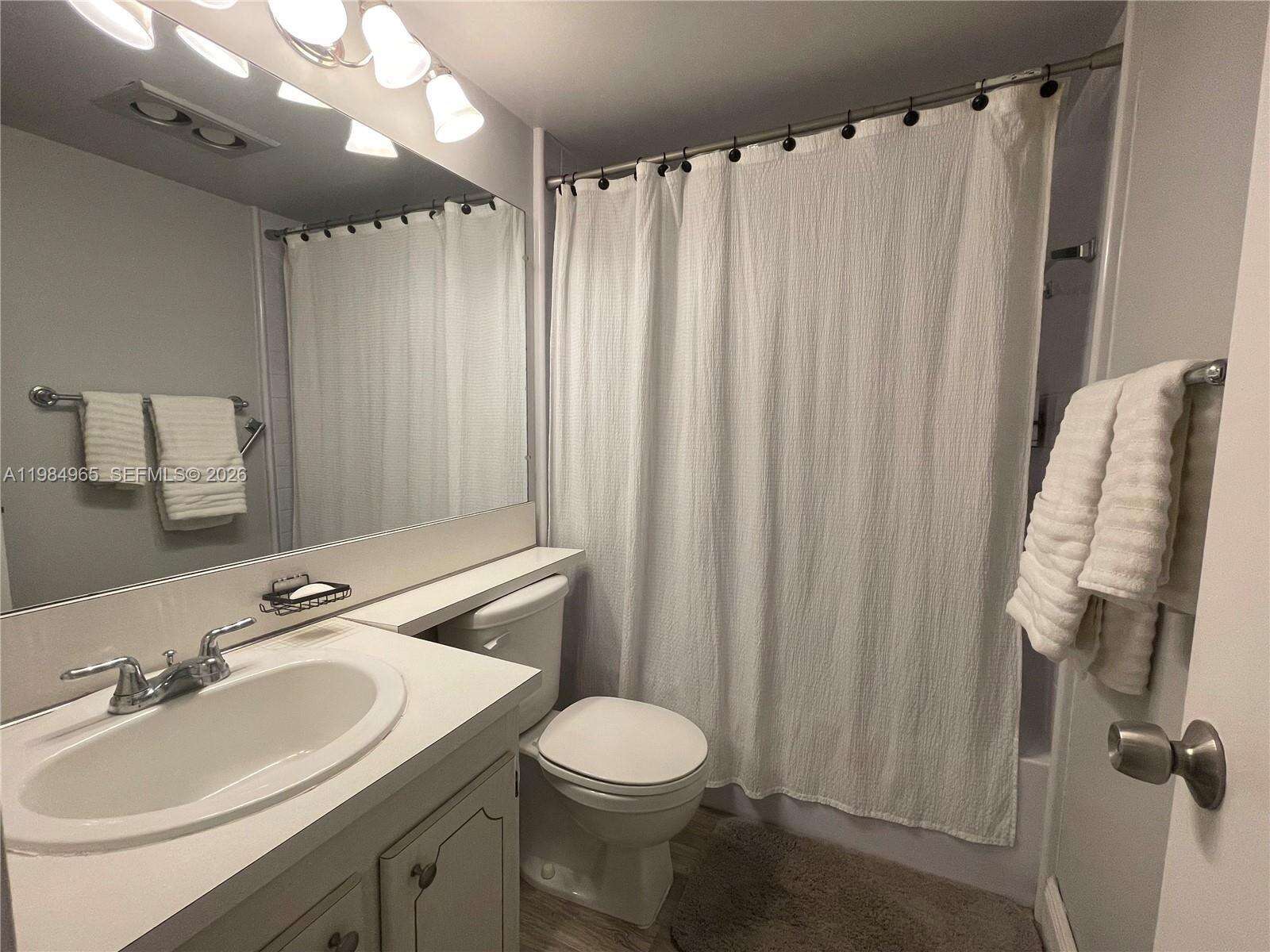 Markham M | Unit #M Unit #M | Picture 8