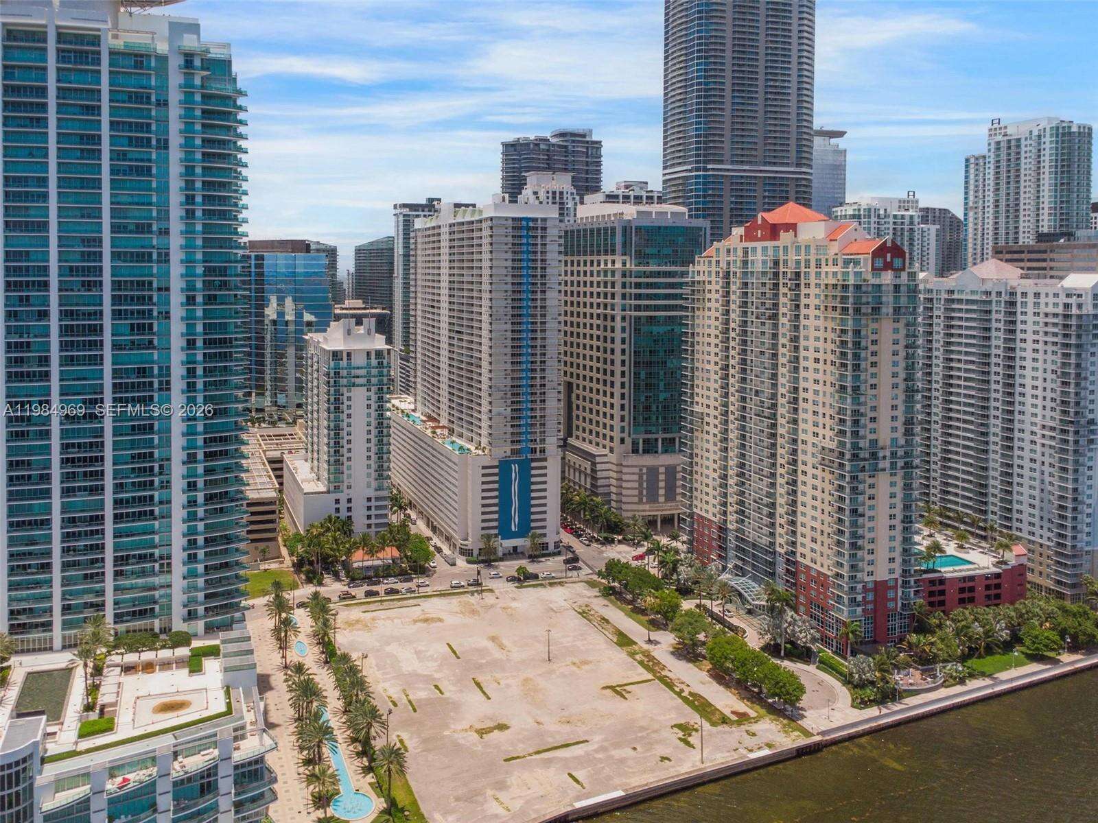 The Club At Brickell Bay Plaza | Unit #2618 Unit #2618 | Picture 4