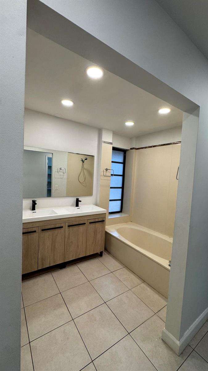 The Townhouses Of Emerald Hills Section One | Unit #15 Unit #15 | Picture 32
