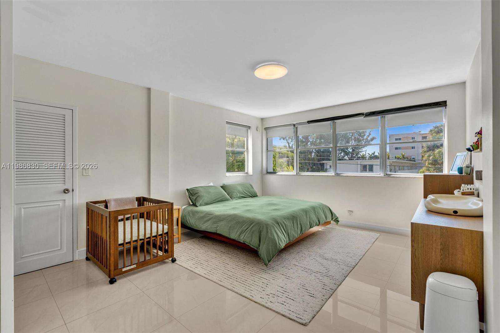 London Towers Condo Bay Harbor Island | Unit #202s Unit #202s | Picture 1