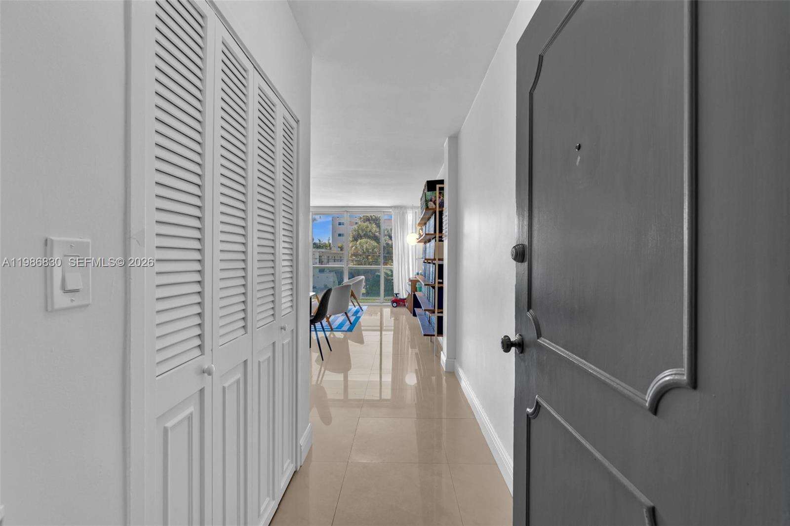 London Towers Condo Bay Harbor Island | Unit #202s Unit #202s | Picture 12