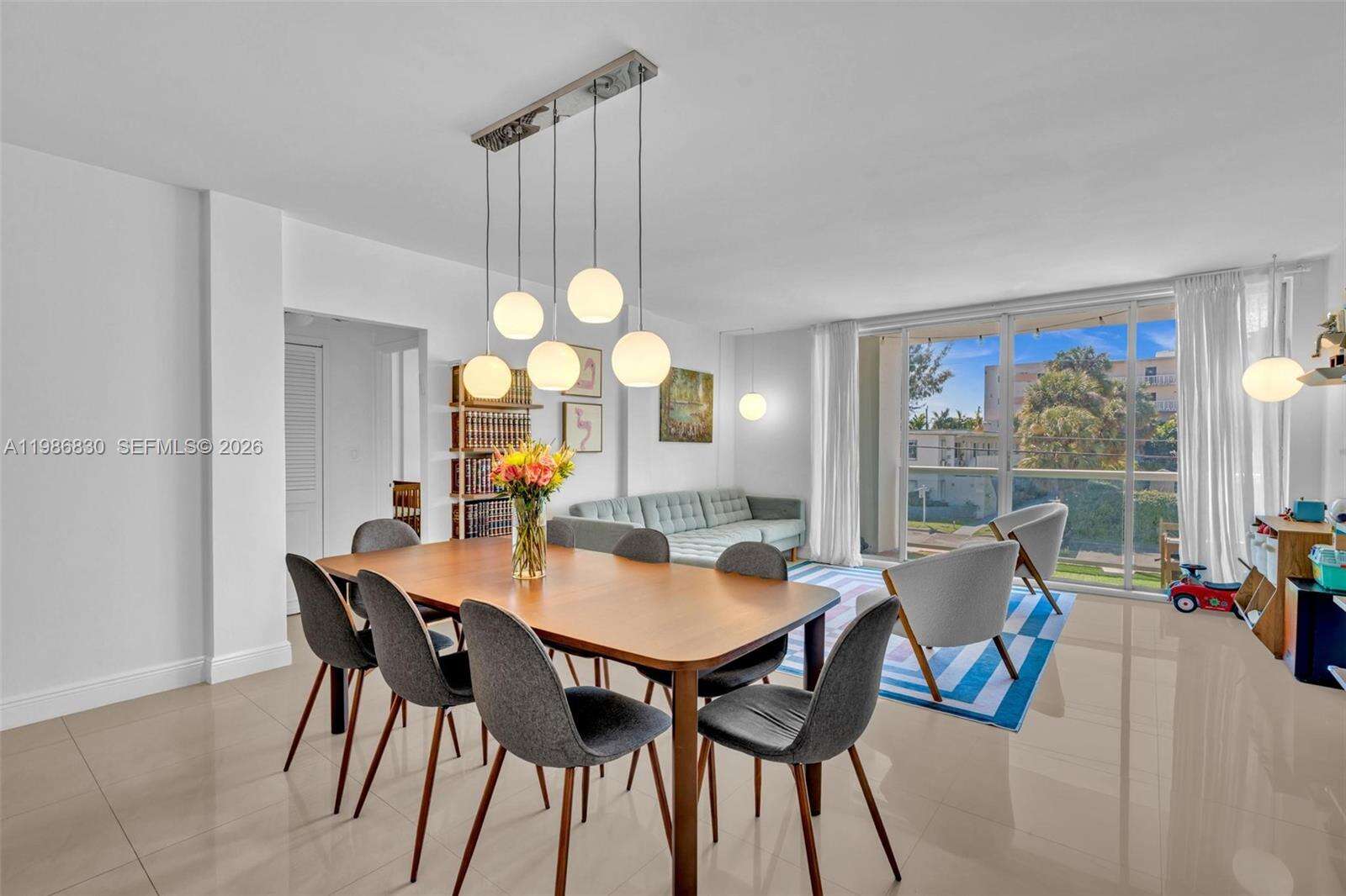 London Towers Condo Bay Harbor Island | Unit #202s Unit #202s | Picture 14