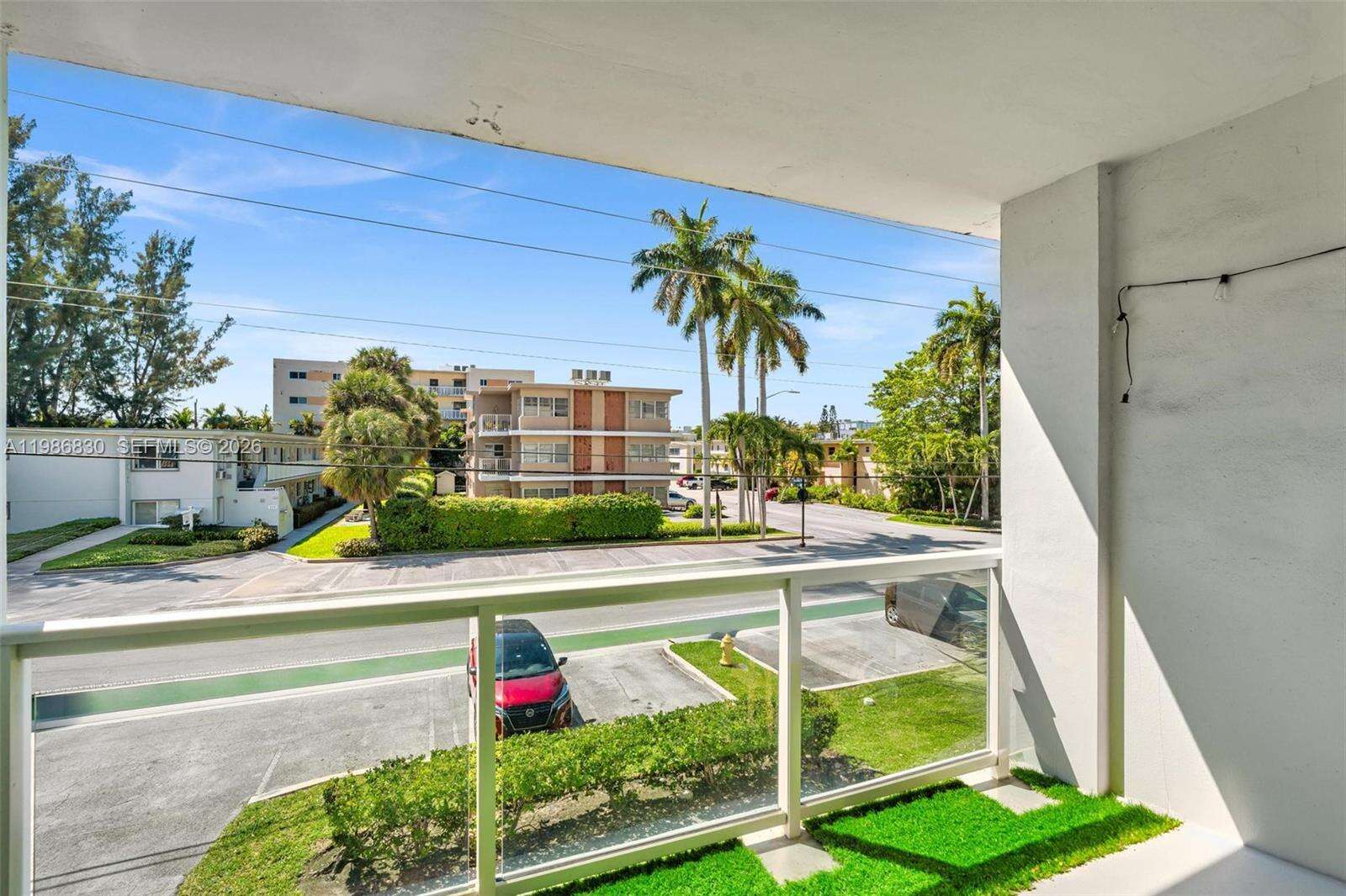 London Towers Condo Bay Harbor Island | Unit #202s Unit #202s | Picture 22