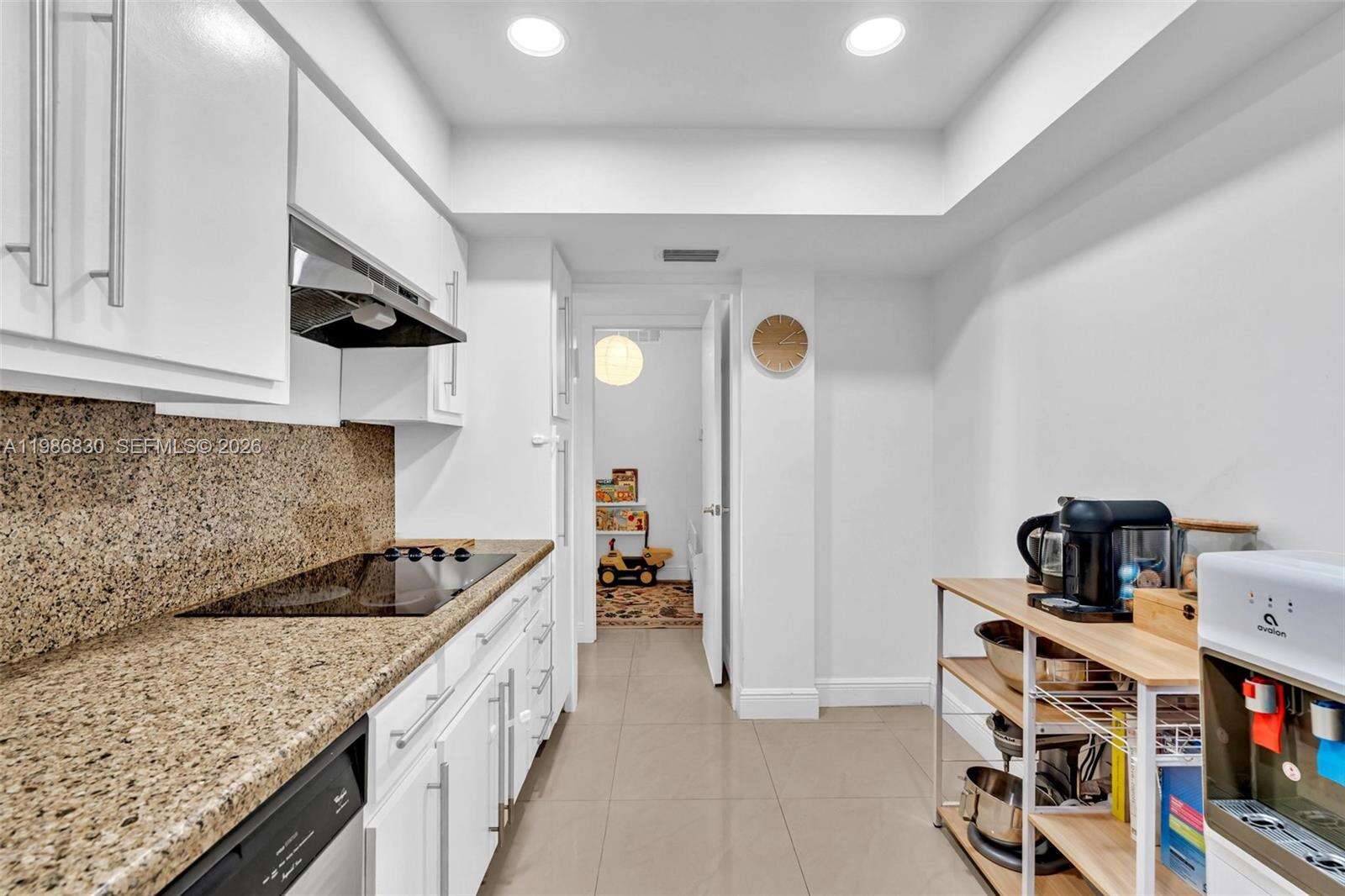 London Towers Condo Bay Harbor Island | Unit #202s Unit #202s | Picture 28