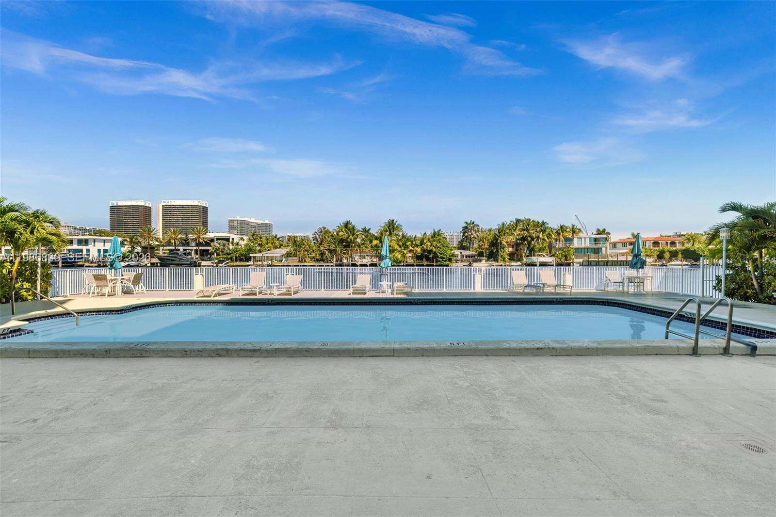 London Towers Condo Bay Harbor Island | Unit #202s Unit #202s | Picture 35