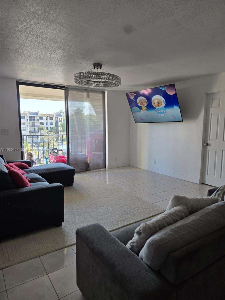 The Gate Two | Unit #409 Unit #409 | Picture 18