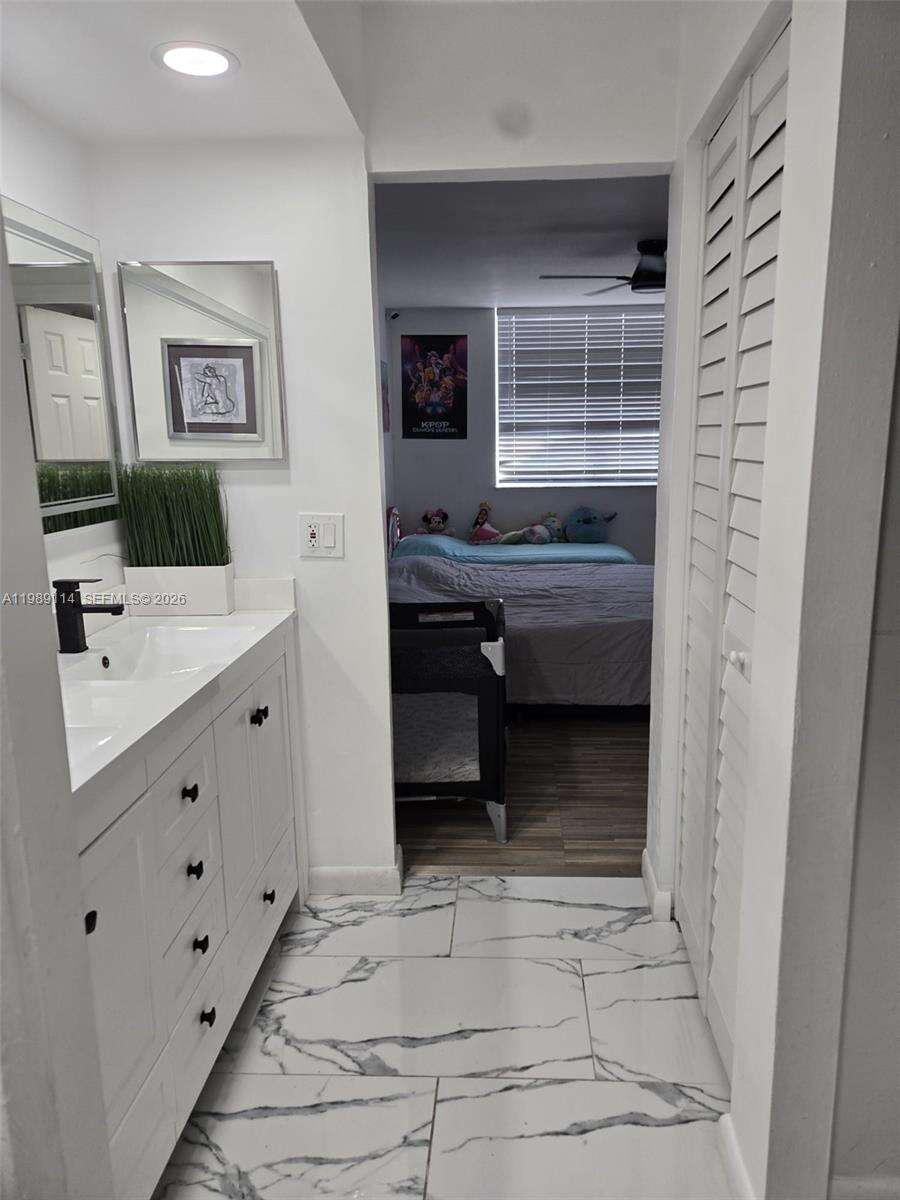 The Gate Two | Unit #409 Unit #409 | Picture 4