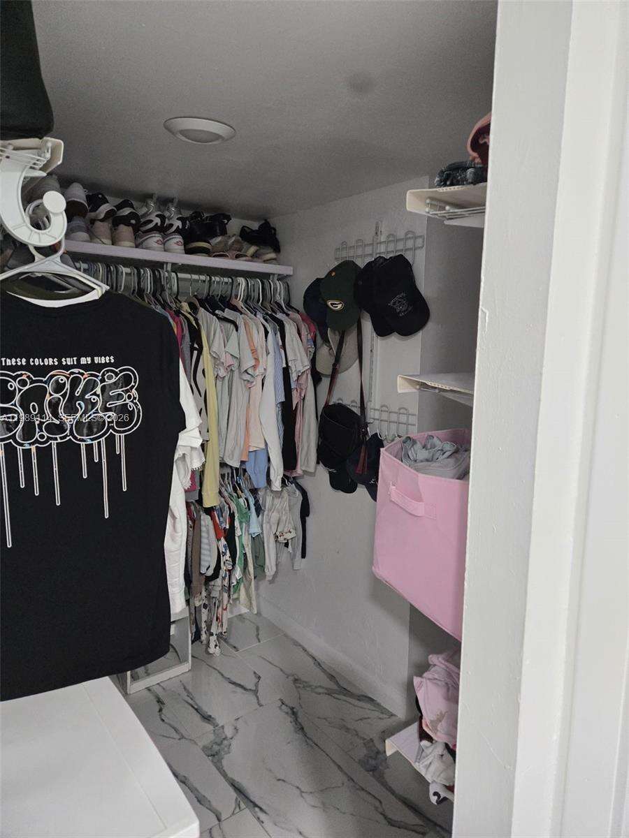 The Gate Two | Unit #409 Unit #409 | Picture 6