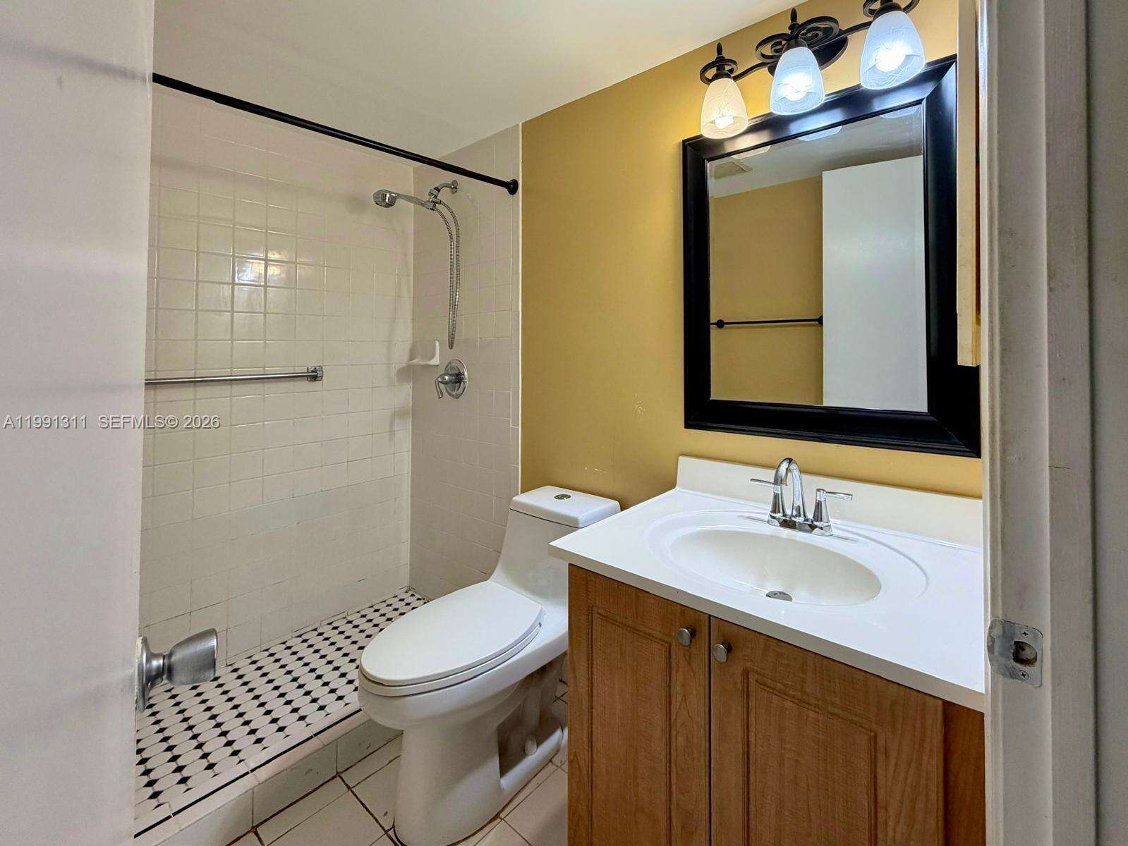 Kingsley At Century Village Condominium Iii | Unit #313H Unit #313H | Picture 5