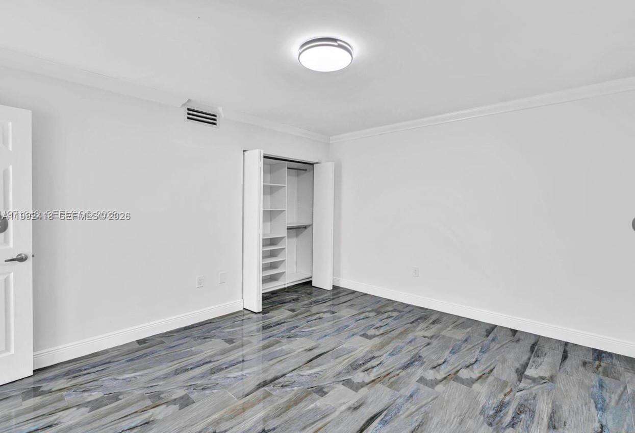 Beach Point Club | Unit #304 Unit #304 | Picture 2